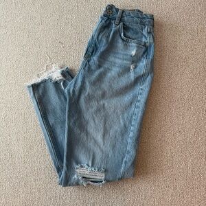 Zara Boyfriend Jeans Distressed Vintage Style